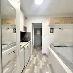 Appartement Port De Hyeres 4 Personnes
